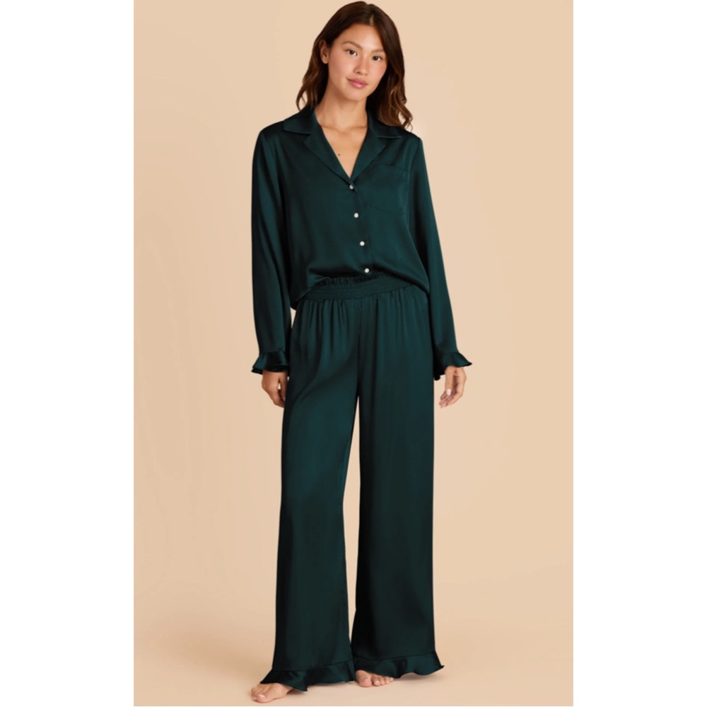 BIRDY GREY | NWOT Emma Satin Pajamas in Emerald Green, Size Medium
